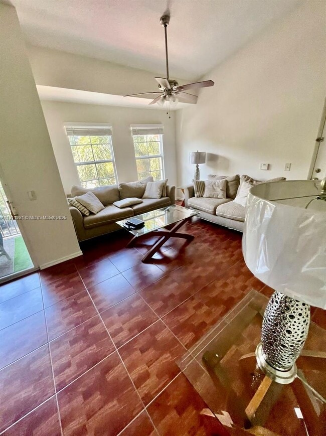 4220 San Marino Blvd, Unit 305 in West Palm Beach, FL - Building Photo - Building Photo