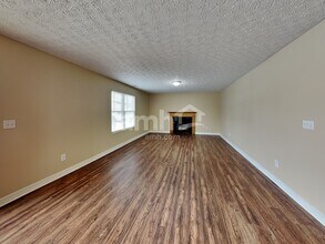 82 Richard Ave in South Bloomfield, OH - Building Photo - Building Photo