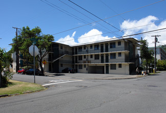 Punahou Court in Honolulu, HI - Building Photo - Building Photo