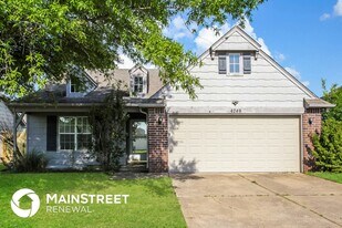 4249 S 205th E Ave in Broken Arrow, OK - Building Photo
