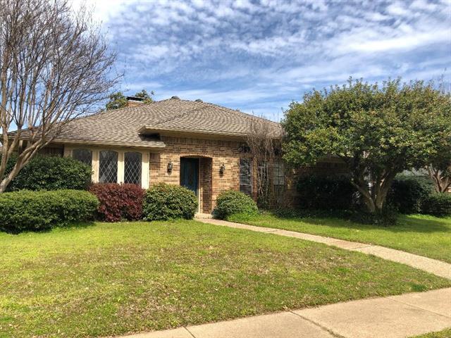 1621 Throwbridge Ln in Plano, TX - Foto de edificio