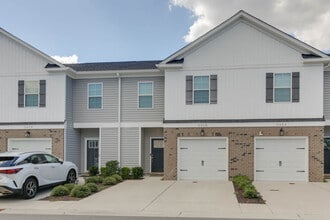 2416 Trafton Pl in Chesapeake, VA - Building Photo - Building Photo