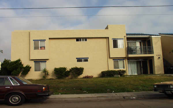 Dunlop 28 Apartments in San Diego, CA - Building Photo - Building Photo