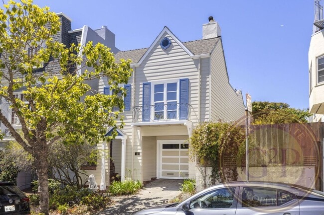 property at 25 Roselyn Terrace