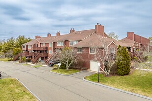 Orchard Heights in Branford, CT - Building Photo