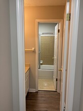 4197 Oak Valley Dr in Memphis, TN - Building Photo - Building Photo