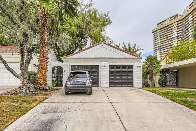 3149 Bel Air Dr in Las Vegas, NV - Building Photo - Building Photo