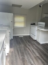 1104 Rucker St in Greensboro, NC - Building Photo - Building Photo