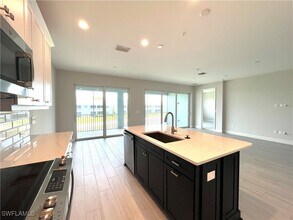 2659 Seychelles Cir in Naples, FL - Building Photo - Building Photo