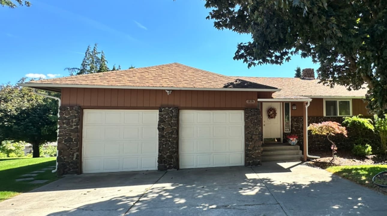 1636 Tanda Ln in Wenatchee, WA - Building Photo