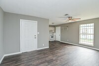 3714 Lydia St photo'