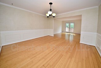 2803 Flagmaker Dr in Falls Church, VA - Building Photo - Building Photo