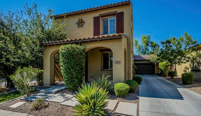 280 E Indigo Dr in Chandler, AZ - Building Photo - Building Photo