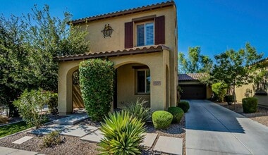 280 E Indigo Dr in Chandler, AZ - Building Photo - Building Photo