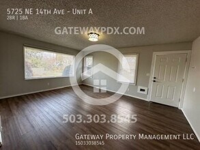 5725 NE 14th Ave in Portland, OR - Building Photo - Building Photo