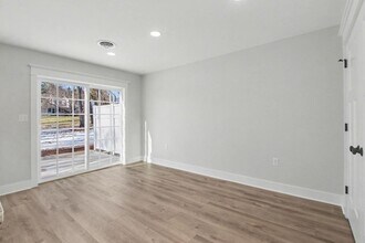 1355 Valley Green Rd in Valley Green, PA - Building Photo - Building Photo