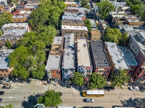 854 W Armitage Ave in Chicago, IL - Building Photo - Building Photo