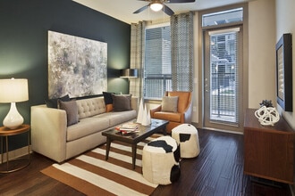 Echo in Austin, TX - Foto de edificio - Building Photo