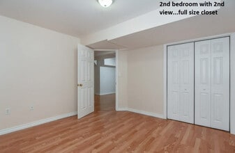 86 Goodwin Dr in Guelph, ON - Building Photo - Building Photo