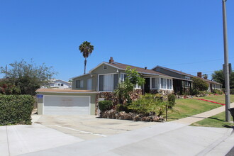 815-819 N Acacia St in Inglewood, CA - Building Photo - Building Photo