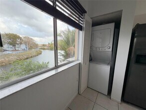 6445 SW 130th Pl in Miami, FL - Building Photo - Building Photo