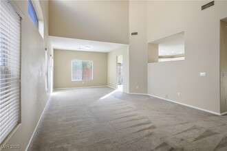 221 Gemstone Hill Ave in North Las Vegas, NV - Building Photo - Building Photo