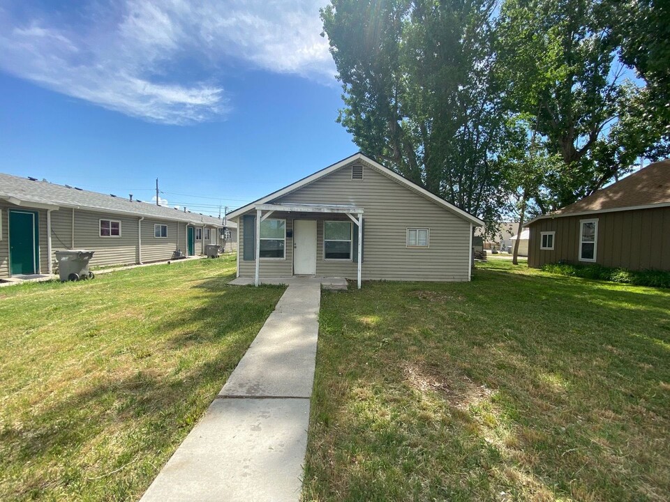 1018 E Denver St in Caldwell, ID - Building Photo