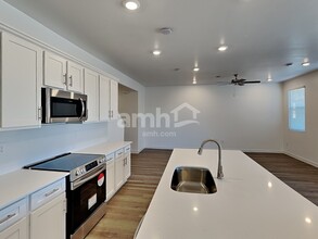 6545 E Paseo Alga in Tucson, AZ - Building Photo - Building Photo