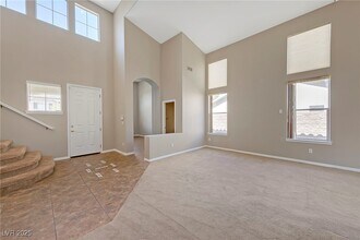 2385 Stansbury Ct in Henderson, NV - Building Photo - Building Photo