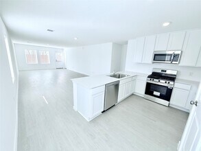 7730 Lavender Jade Dr in Rosharon, TX - Building Photo - Building Photo