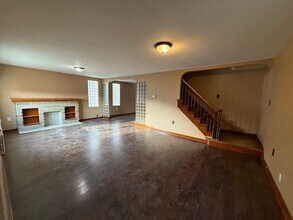 122 Division St in Clairton, PA - Building Photo - Building Photo