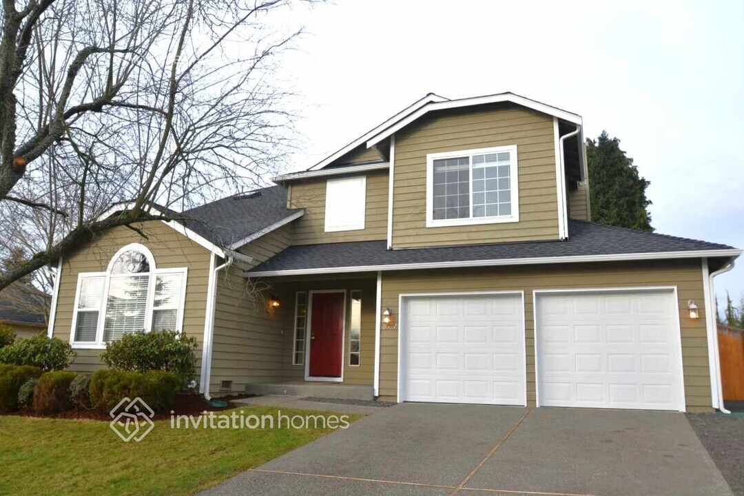 6907 72nd St NE in Marysville, WA - Building Photo