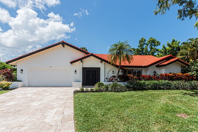 2317 Elizabeth Ct in Naples, FL - Building Photo - Building Photo