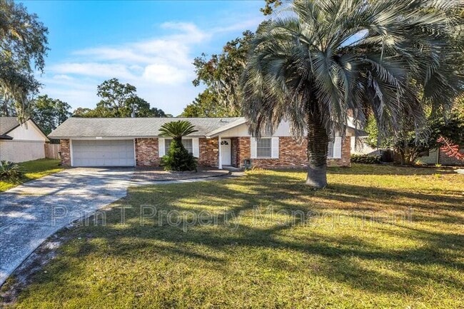 property at 11403 Largo Dr