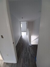 229 Palm Cir E in Pembroke Pines, FL - Building Photo - Building Photo