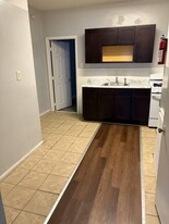 5133 Irving St in Philadelphia, PA - Building Photo