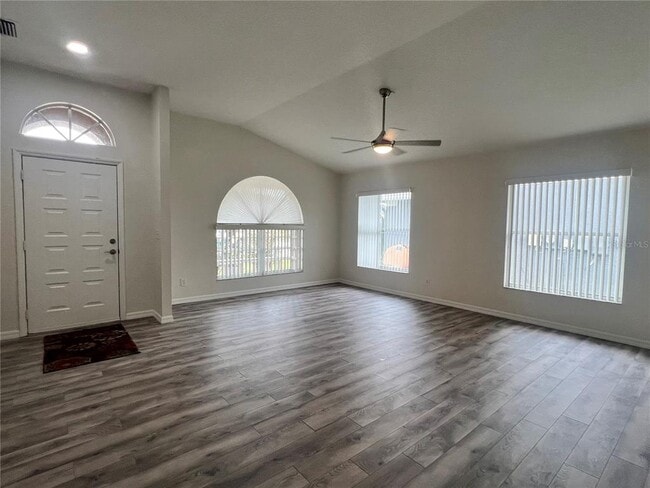 526 Cypress View Dr in Oldsmar, FL - Building Photo - Building Photo