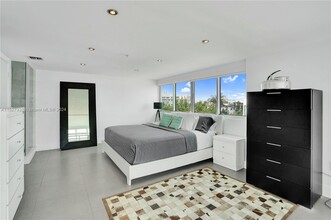 421 Meridian Ave in Miami Beach, FL - Building Photo - Building Photo