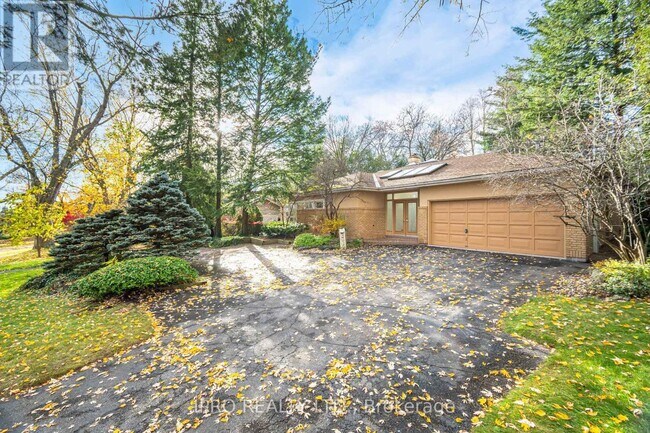 4189 Inglewood Dr in Burlington, ON - Building Photo - Building Photo