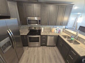 5206 Peach Ave in Seffner, FL - Building Photo - Building Photo