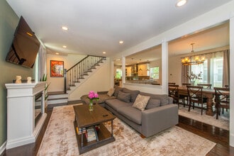 247 Airmount Ave in Ramsey, NJ - Building Photo - Building Photo