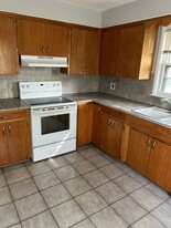 713 S Gretta Ave, Unit 2 Apartamentos