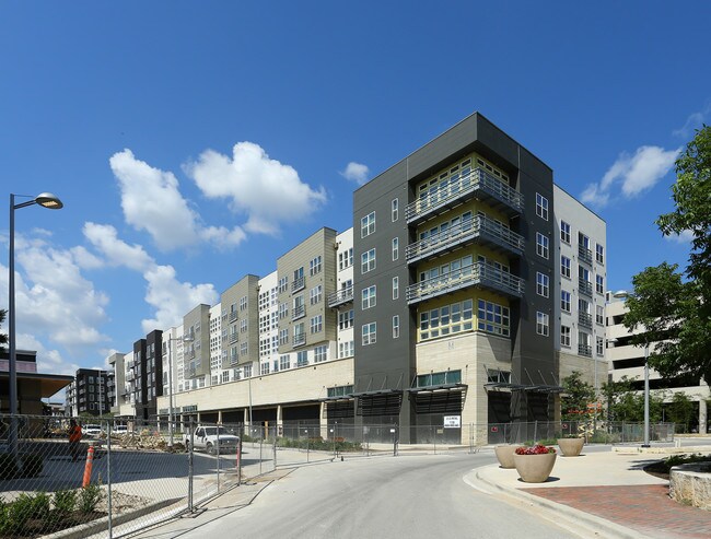 The Standard at Domain in Austin, TX - Building Photo - Building Photo