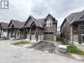 63 Pine St N in Thorold, ON - Building Photo - Building Photo