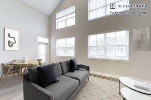 200 Bay Dr, Unit SI FL1-ID6240A in Sudbury, MA - Building Photo