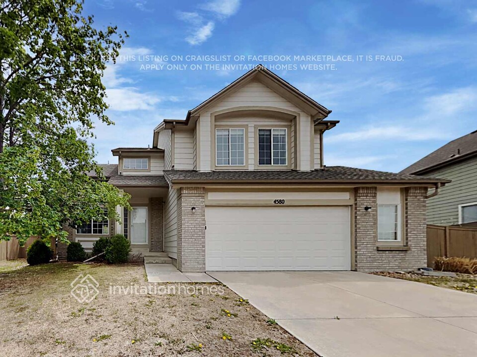 4580 Bobolink Dr in Castle Rock, CO - Building Photo