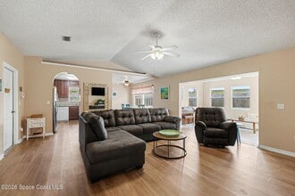 7045 Grissom Pkwy in Cocoa, FL - Building Photo - Building Photo