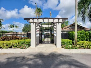 11290 SW 21st St in Miramar, FL - Building Photo - Building Photo