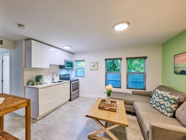 2020 Washington St in Hollywood, FL - Foto de edificio - Building Photo
