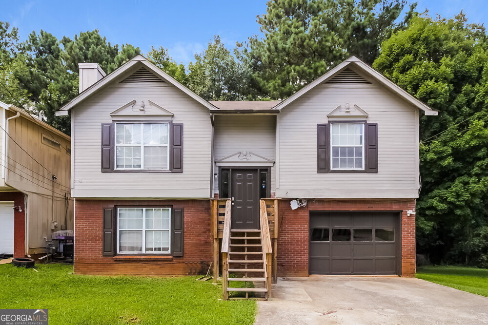 5522 Marbut Forest Way in Lithonia, GA - Building Photo